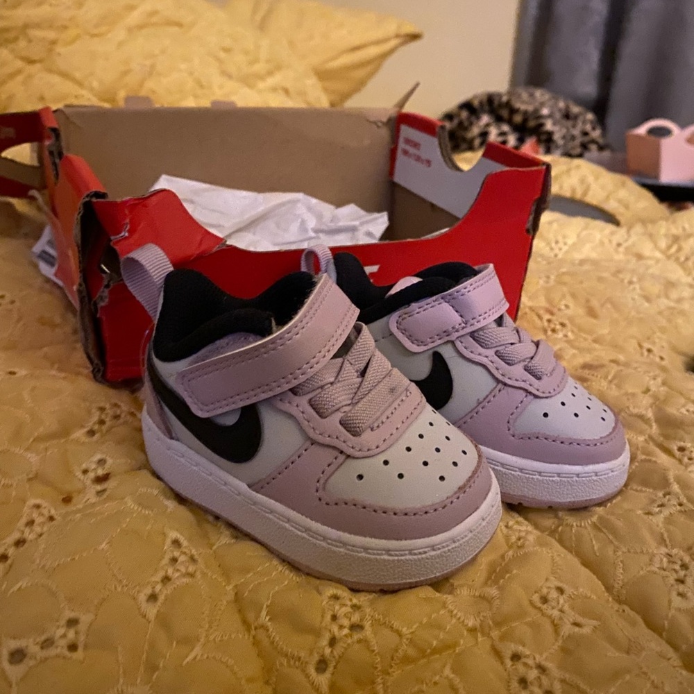 Nike court borough Low 2 Light Purple infant/toddler girls shoes